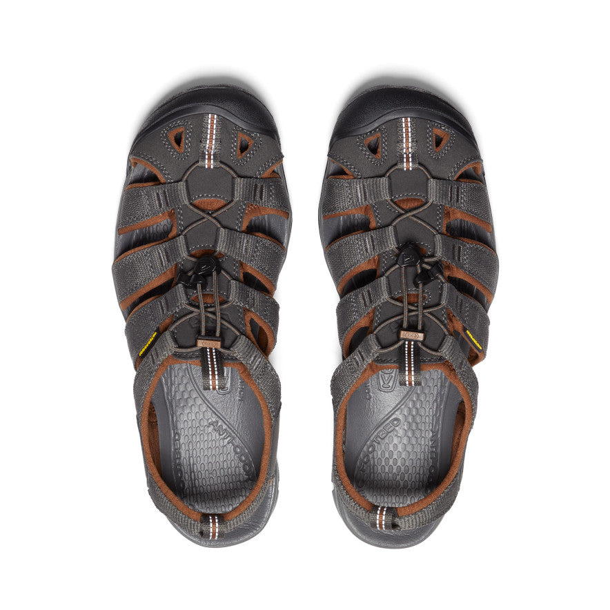 Men's Clearwater CNX Sandal Raven/Tortoise Shell - Image 4